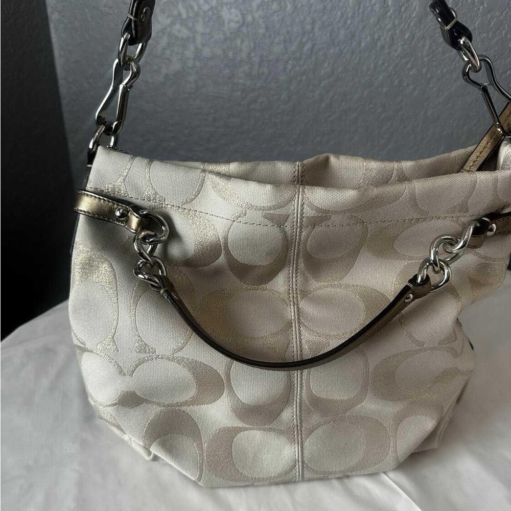 COACH Shoulder Bag - Picture 2 of 2